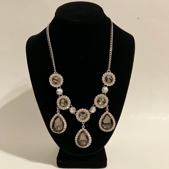 A & A Statement Necklace Brown Crystal Rhinestone Teardrop Silver Chain Vintage - Picture 2 of 11